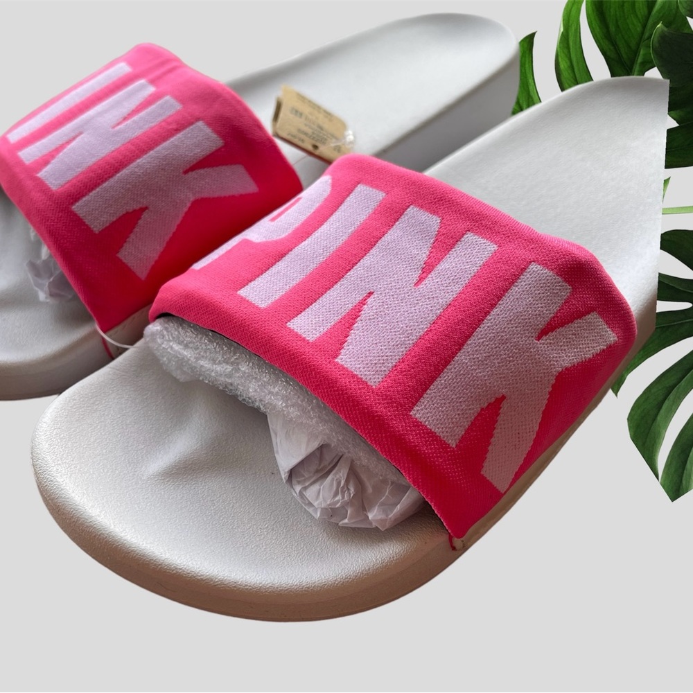 VS PINK  Capri Pink Seamlesss Slides